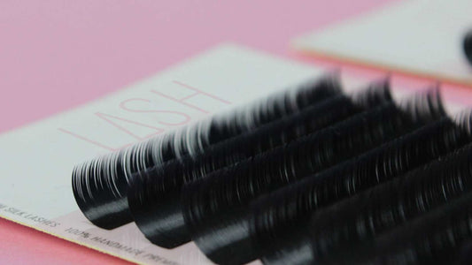 The Ultimate Guide to Lash Curls For New Lash Artists